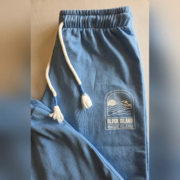 Legaci Block Island RI Baby Blue Joggers M Coastal Graphic Swratpants Athleisure - Picture 2 of 10